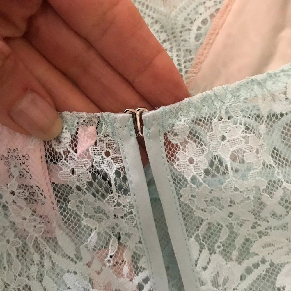VS Eyelash Lace Slip Dress - Picture 5 of 6